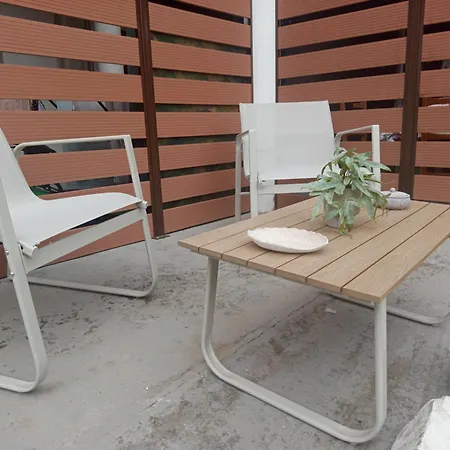 Elia Ofrynion * Orfánion