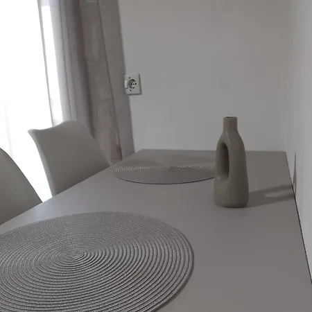 Elia Ofrynion Holiday home
