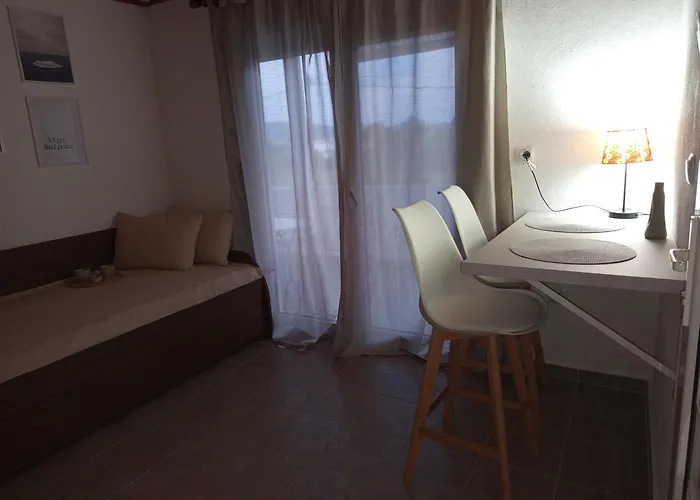 Elia Ofrynion Ofrínion